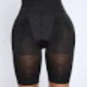 NEW_Unseen Lines Shapewear Short - Black (X-Large)